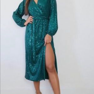 New with tags deep green sequin dress